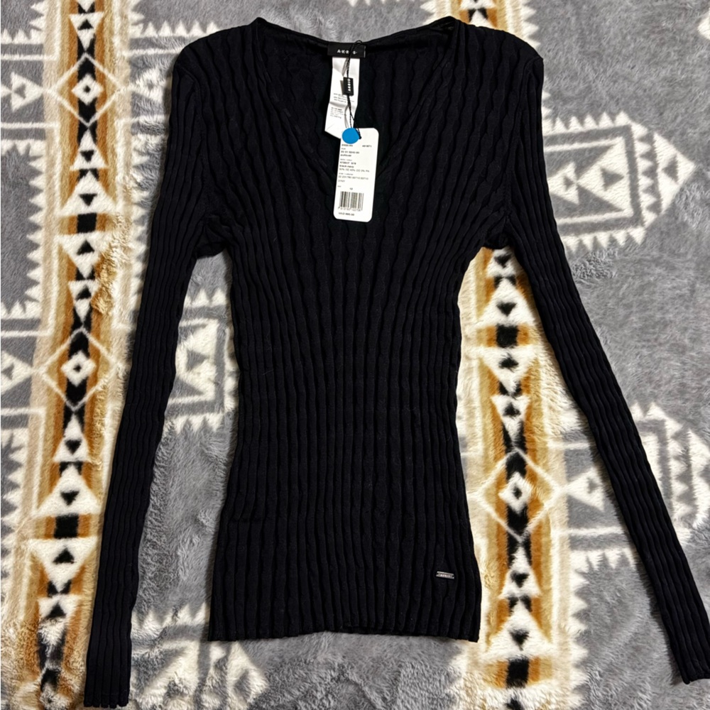 Akris Black Ribbed Stretch Pullover